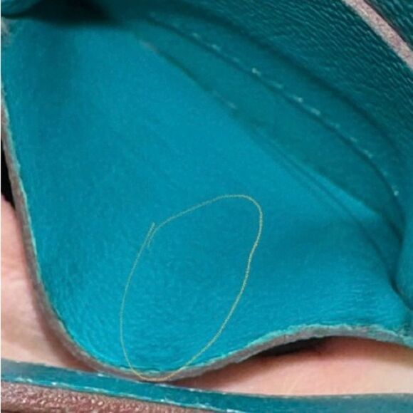 Hermès turquoise Trifold Bearn Wallet - Picture 6 of 8